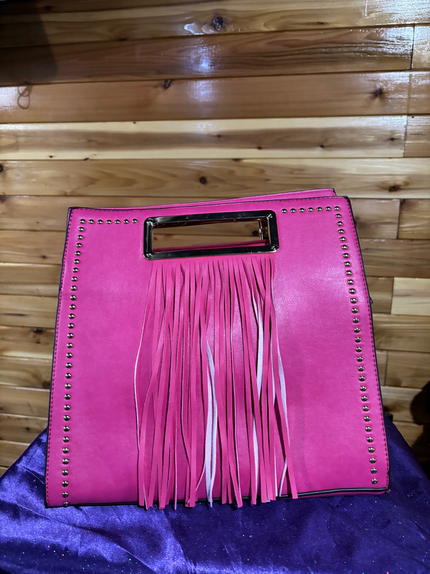 Hot Pink Hold ‘Em